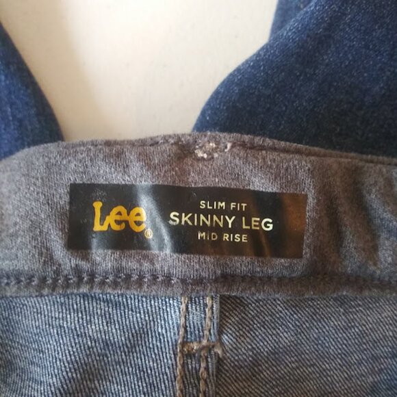 Lee women's size 6M slim fit jeans - Picture 11 of 13